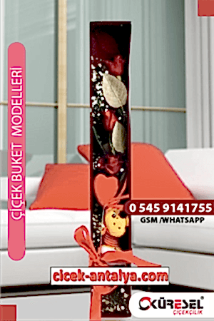 KUTUDA AŞK VE SEVGİ 3 GÜL VE KALPLER ÜRÜN KODU BK08 Çiçek Buketi